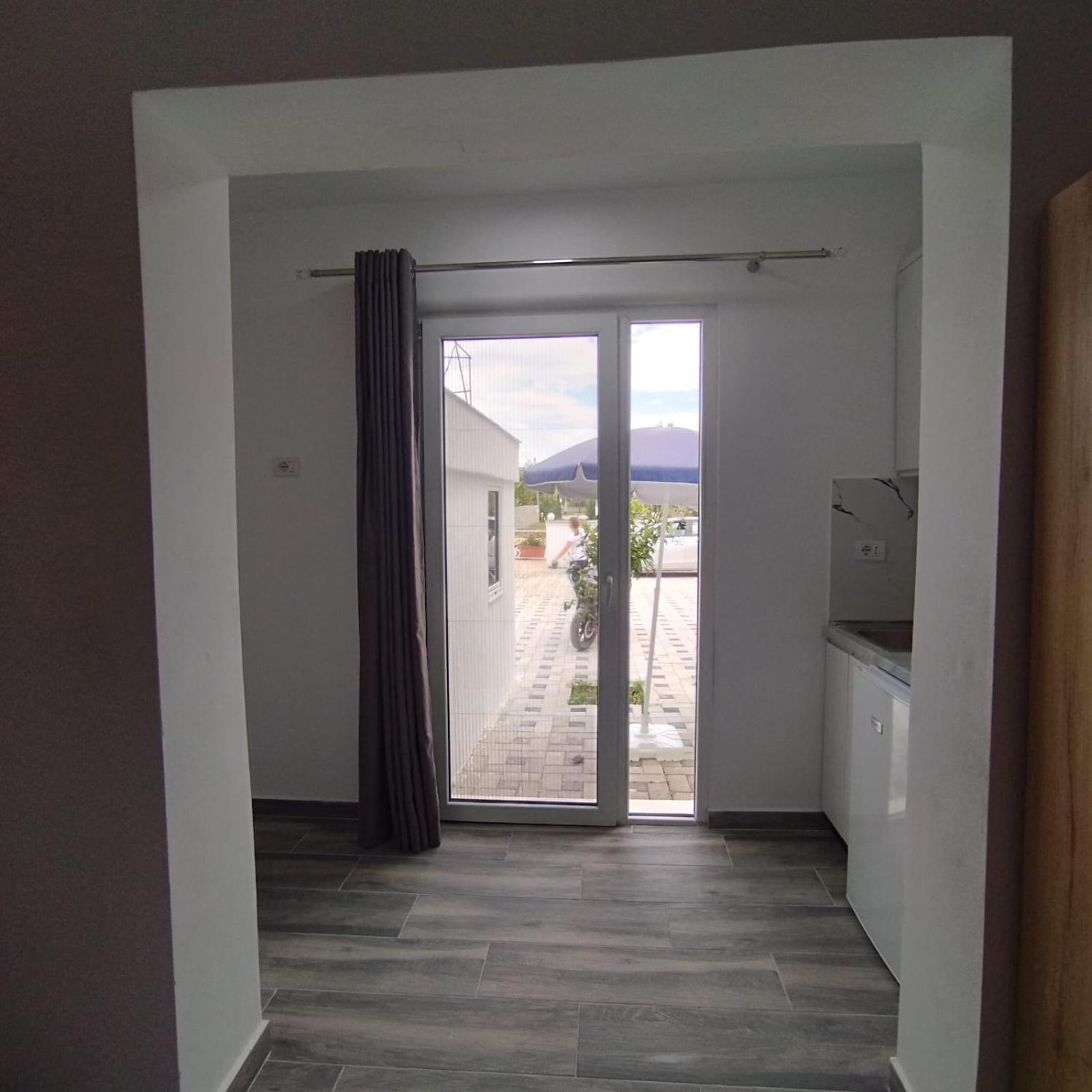 Belka Studios Vlore Bagian luar foto
