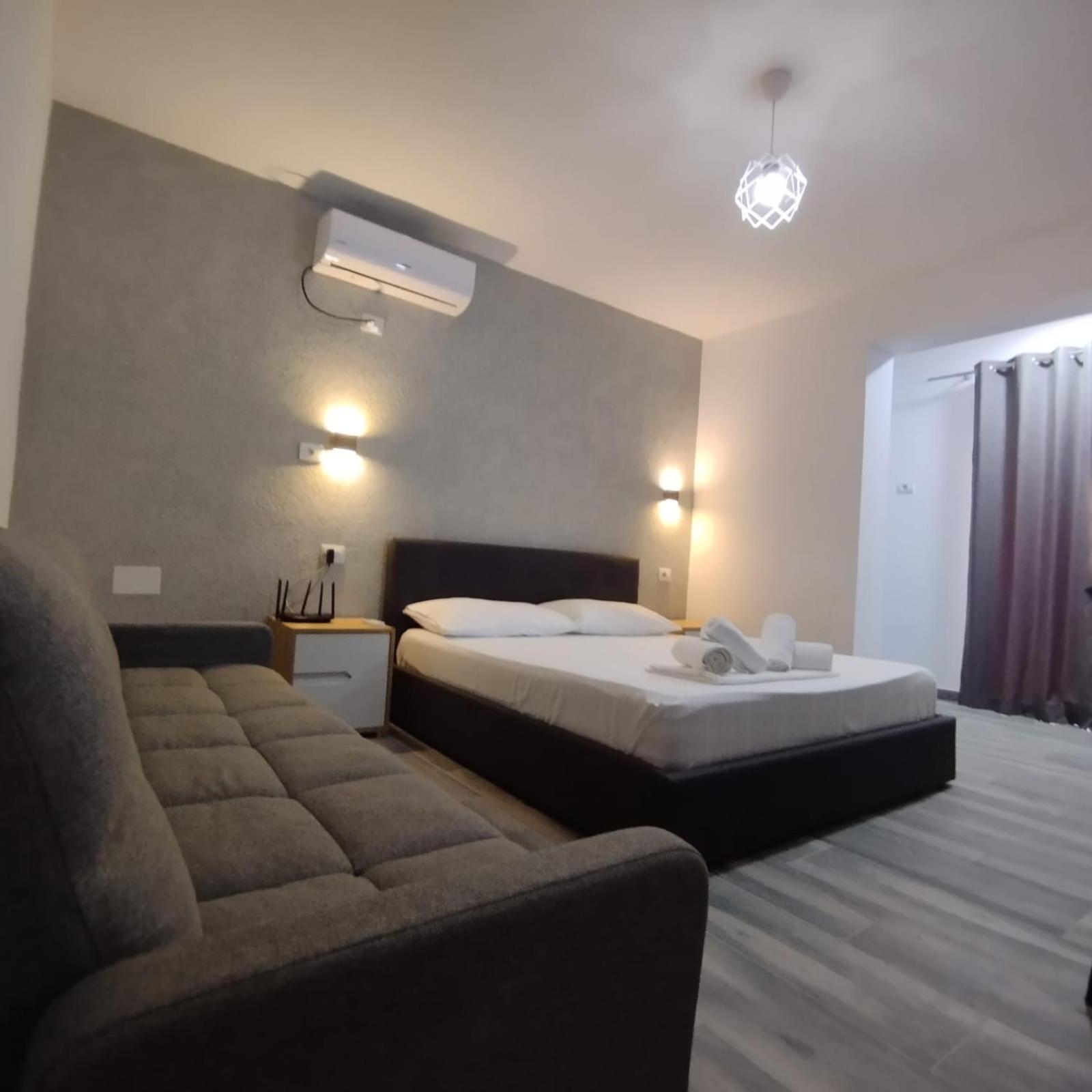 Belka Studios Vlore Bagian luar foto